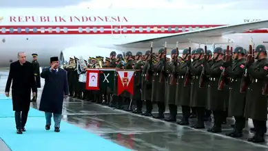 Erdoğan, Endonezya Lideri Subianto'yu Karşıladı